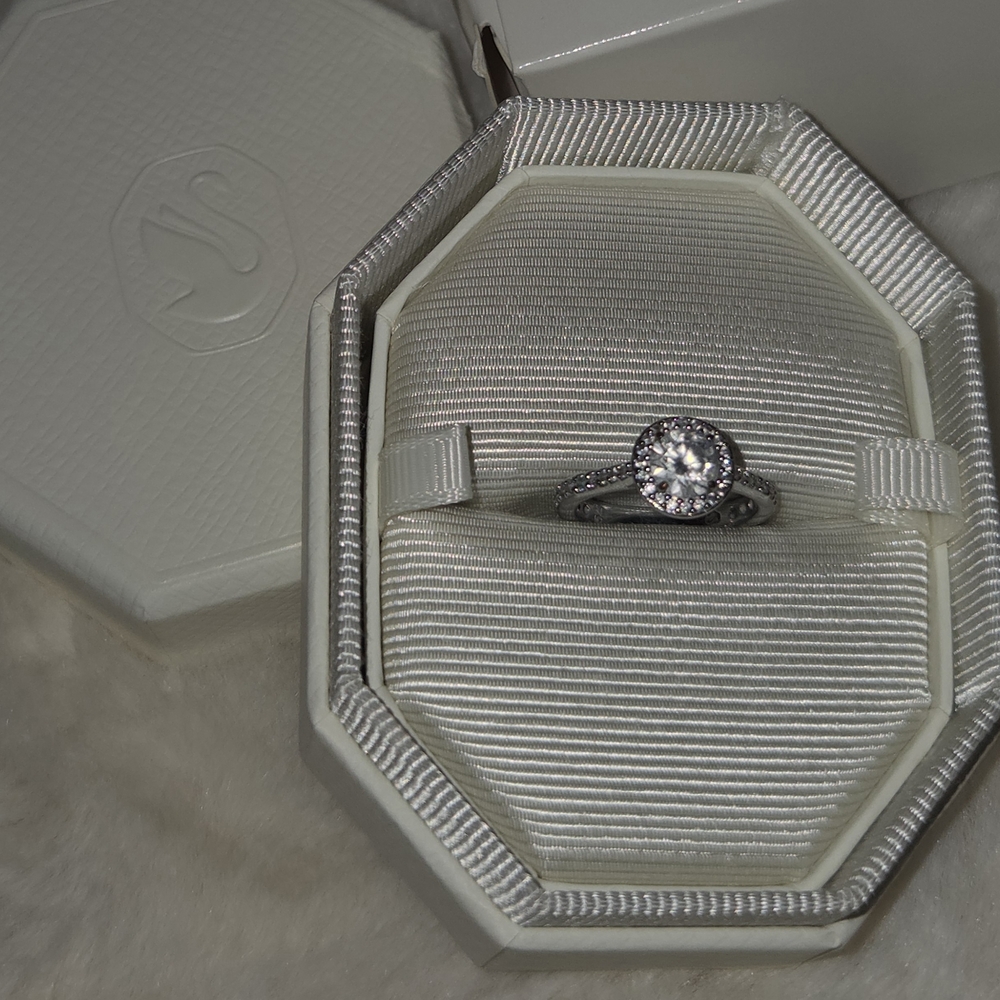 Swarovski Constella Cocktail Ring White Rhodium Plated Size 52 5642624 - Picture 8 of 16